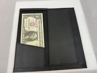 Himber Wallet by Pyramid Gold Magic.4.jpeg